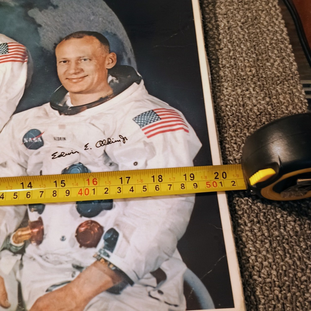 Vintage Apollo 11 Moon Landing NASA Astronauts Poster Neil Armstrong Buzz Aldrin - Picture 3 of 4